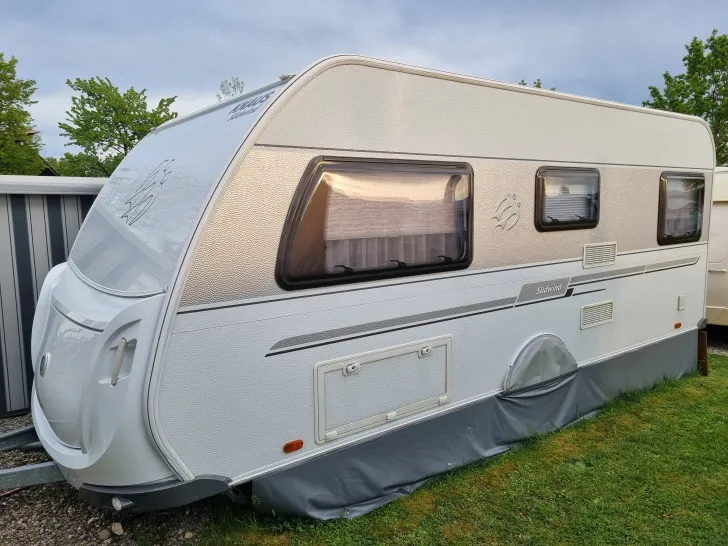 Fahrzeugbild Knaus Südwind 500 FU Gepflegter Wohnwagen #1