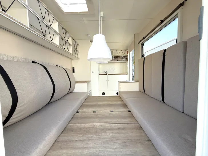 Fahrzeugbild Hobby Beachy 360 Neufahrzeug 2026 ausgestellt! #25