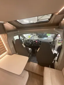 Fahrzeugbild Crosscamp EXPDN 7.0 E Peugeot #9