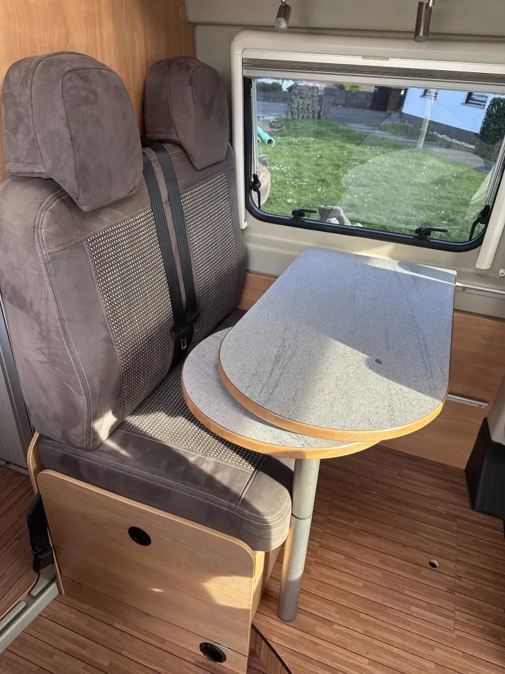 Fahrzeugbild Pössl D-Line Roadcamp R 540 gepflegt, autark #6