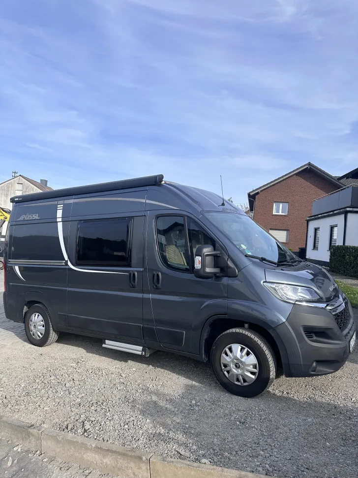 Fahrzeugbild Pössl D-Line Roadcamp R 540 gepflegt, autark #9