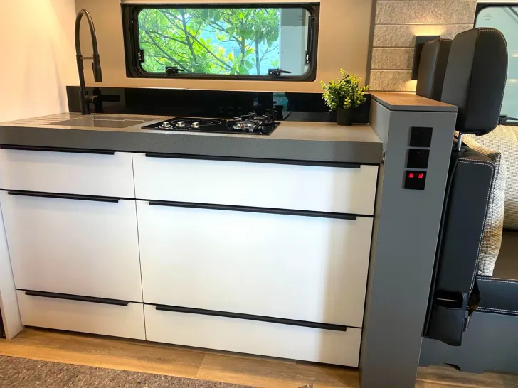 Fahrzeugbild Niesmann + Bischoff Flair 920 Mehr Premium. Mehr Preisvorteil. #13