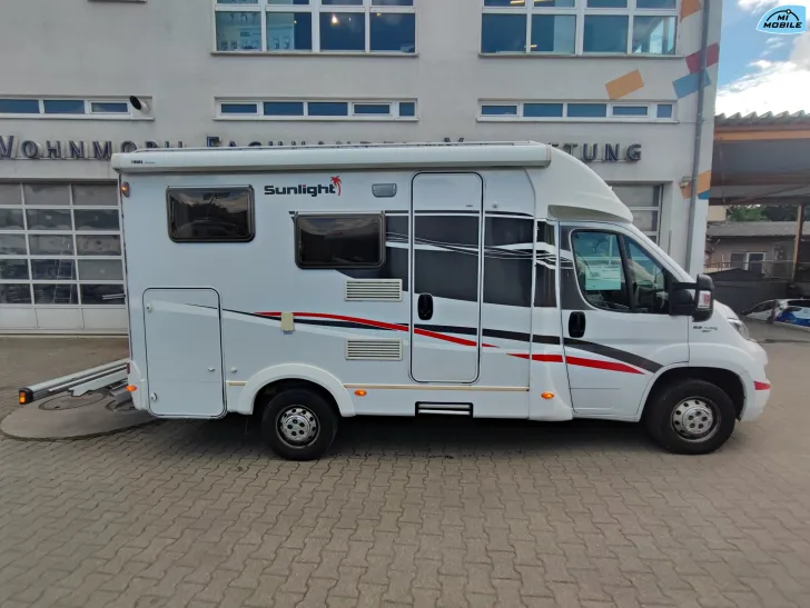 Fahrzeugbild Sunlight T60 #4