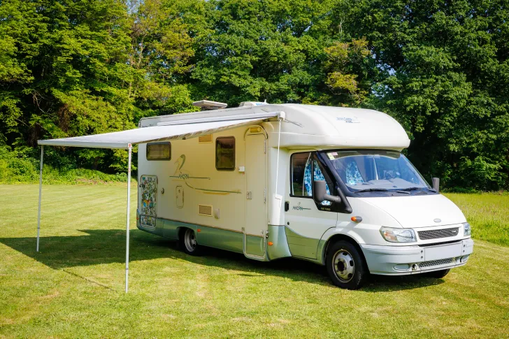 Fahrzeugbild Ahorn Camp Camp TF 696 #3
