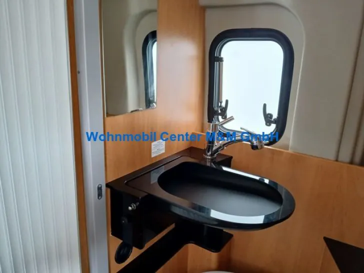 Fahrzeugbild Pössl RoadStar 600 L Markise Navi Kamera #9