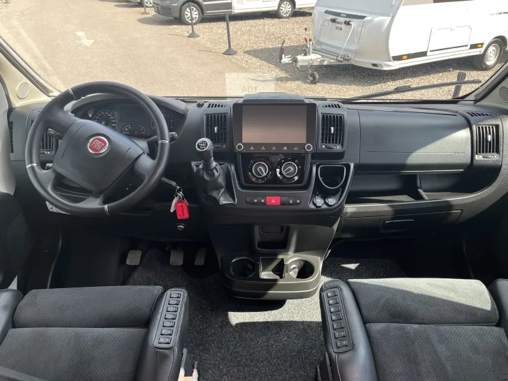 Fahrzeugbild Pössl D-Line 2WIN - VERKAUFT #8
