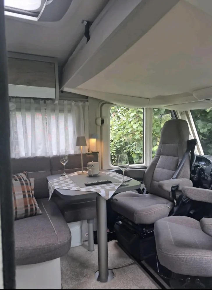 Fahrzeugbild Hymer Exsis-i 474 Facelift Zannriemen/ Insp.neu #6