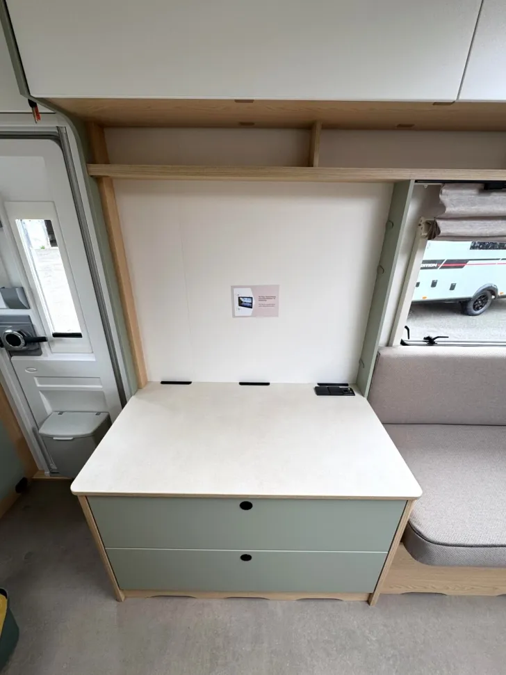 Fahrzeugbild LMC Style 400 F #15