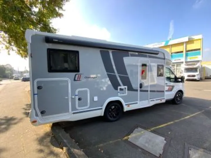 Fahrzeugbild Challenger Teilintegriert 317 Graphite Edition 4,1T ,Arctic + Zubehör,Smart #2