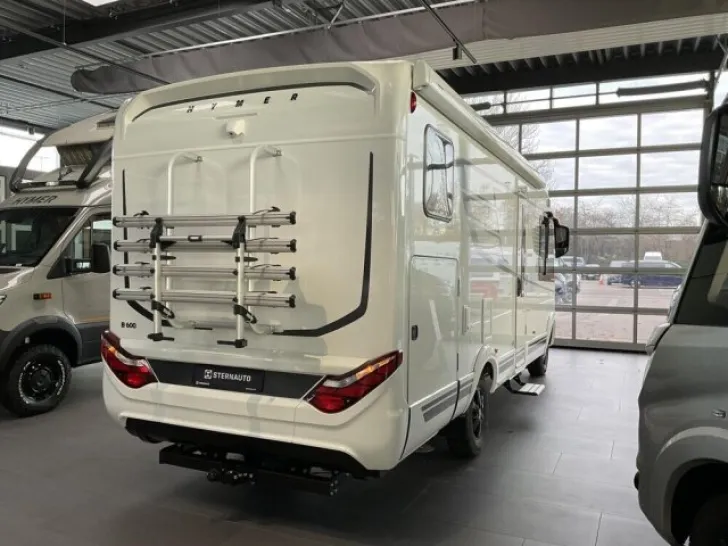 Fahrzeugbild Hymer BMC 600-I / neues Modell / AHK / Hubstützen hydr #5