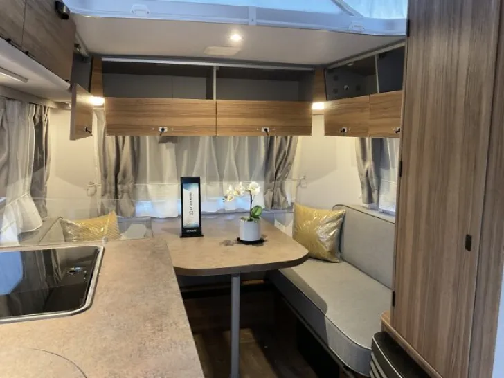 Fahrzeugbild Hymer Eriba ERIBA Touring 430 / EDITION-LEGEND / 1.2t #8