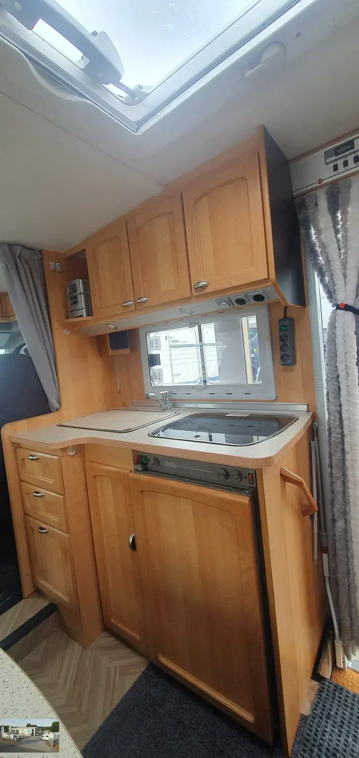 Fahrzeugbild Bürstner Teilintegriert T 604 VK 18 - Klima, Markise, SAT #10
