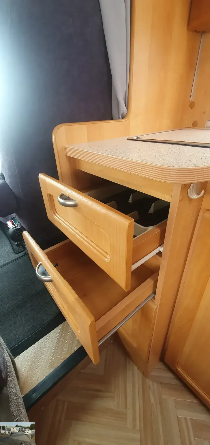 Fahrzeugbild Bürstner Teilintegriert T 604 VK 18 - Klima, Markise, SAT #13