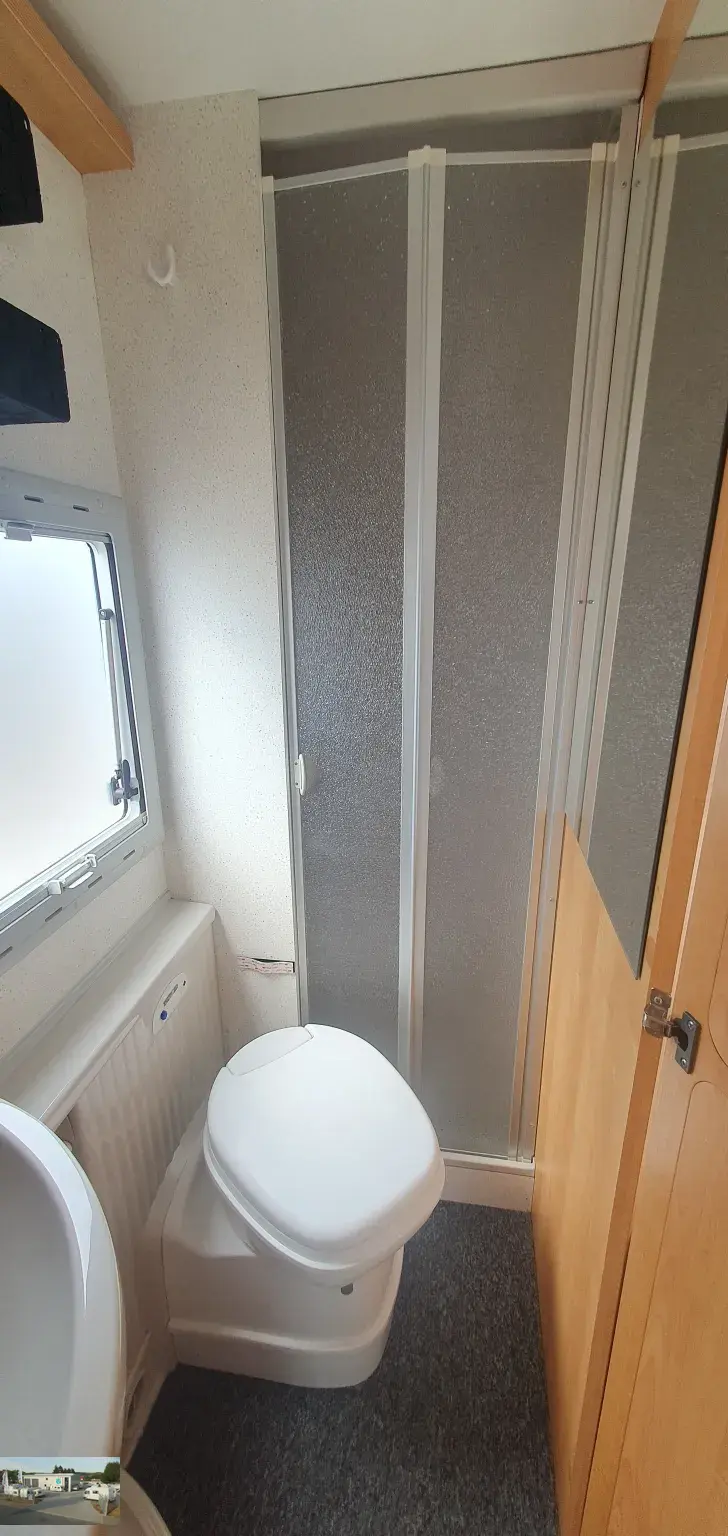 Fahrzeugbild Bürstner Teilintegriert T 604 VK 18 - Klima, Markise, SAT #30