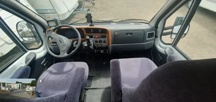 Fahrzeugbild Bürstner Teilintegriert T 604 VK 18 - Klima, Markise, SAT #35