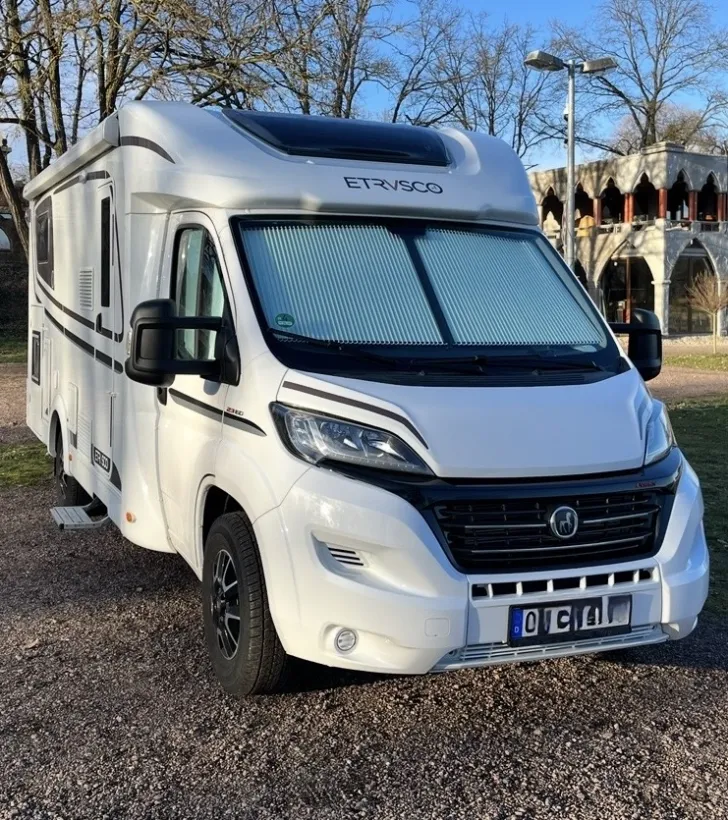 Fahrzeugbild Etrusco T 6900 SB Mit Waumobil Hundeum #1