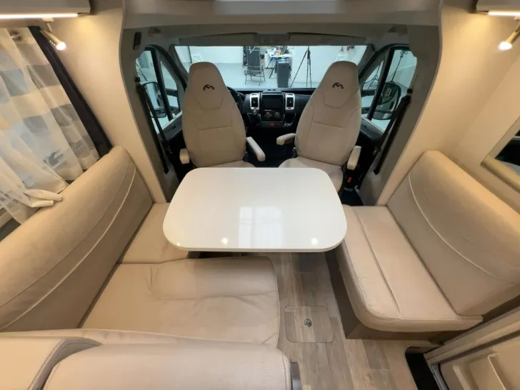 Fahrzeugbild Mooveo TI 74 EB/Einzelbetten/Garage/Klima/Markise/Euro6 #8