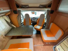 Fahrzeugbild GIOTTILINE Therry T 37/Einzelbetten/Garage/AHK/Luftfederung #8