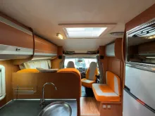 Fahrzeugbild GIOTTILINE Therry T 37/Einzelbetten/Garage/AHK/Luftfederung #10