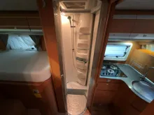 Fahrzeugbild GIOTTILINE Therry T 37/Einzelbetten/Garage/AHK/Luftfederung #16