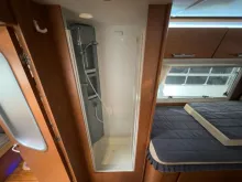 Fahrzeugbild Rimor Europeo 95 Plus/Einzelbetten+Hubbett/Garage #15