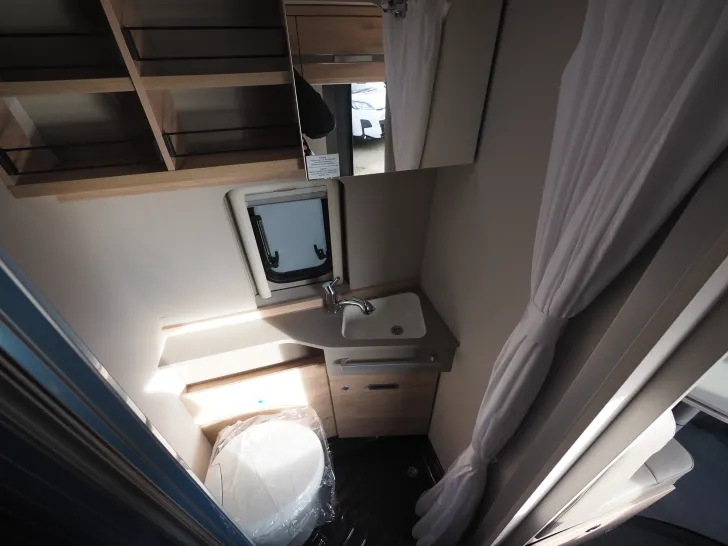 Fahrzeugbild Dethleffs Globetrail 600 DK, Aut.,Wohnraumklima,Dieselh. #15