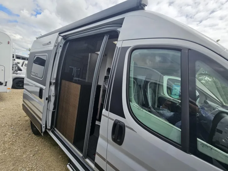 Fahrzeugbild Adria Twin ALL-IN 540 SPB Solar|Markise|AHK|Alu-Räder #10