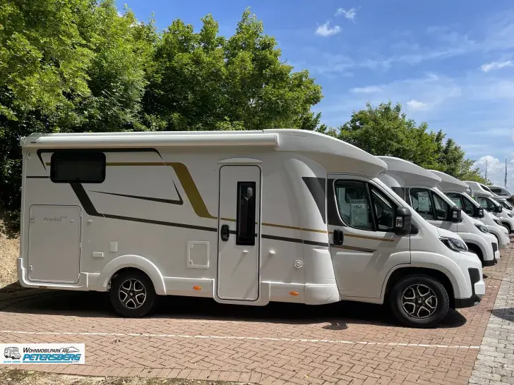 Fahrzeugbild Eura Mobil Profila T 695 EB Mondial Edition 180 PS * Automatik * Lithium #1