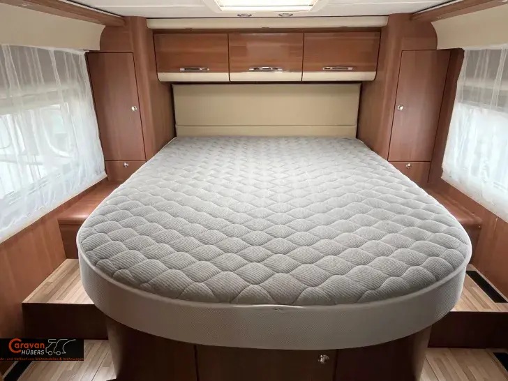 Fahrzeugbild LMC Explorer 720 G #3