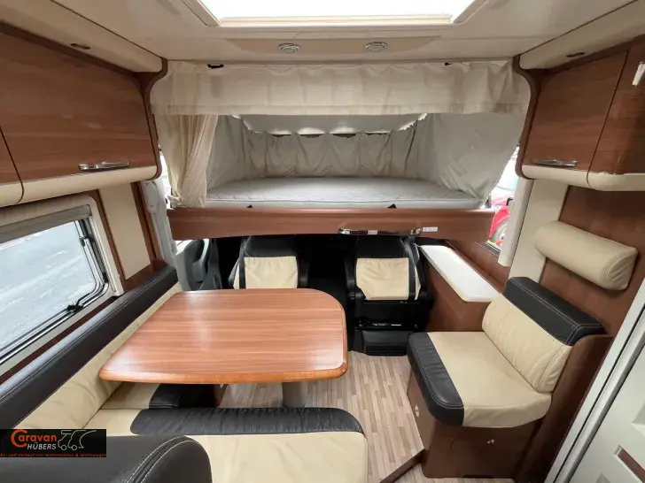 Fahrzeugbild LMC Explorer 720 G #4