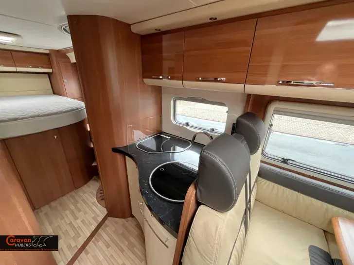Fahrzeugbild LMC Explorer 720 G #13
