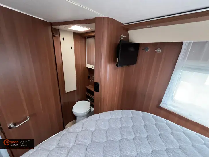 Fahrzeugbild LMC Explorer 720 G #16