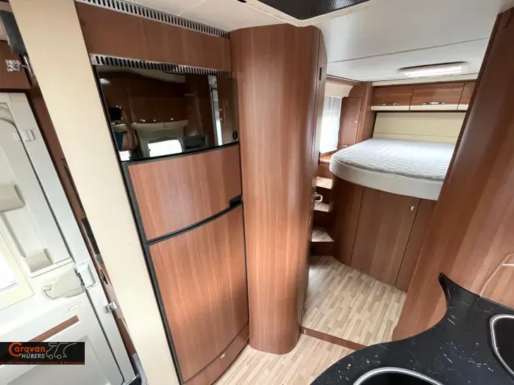 Fahrzeugbild LMC Explorer 720 G #19