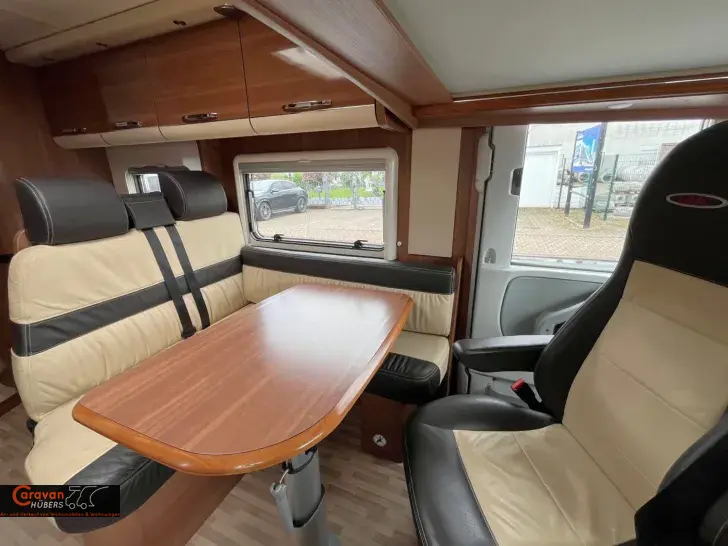 Fahrzeugbild LMC Explorer 720 G #28