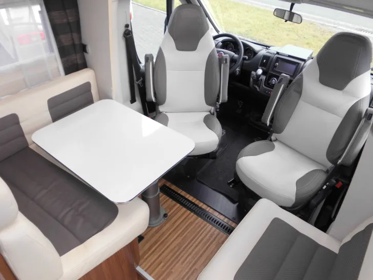 Fahrzeugbild Adria Coral Supreme S 670 SLT Top Zustand Top Ausstattung #12