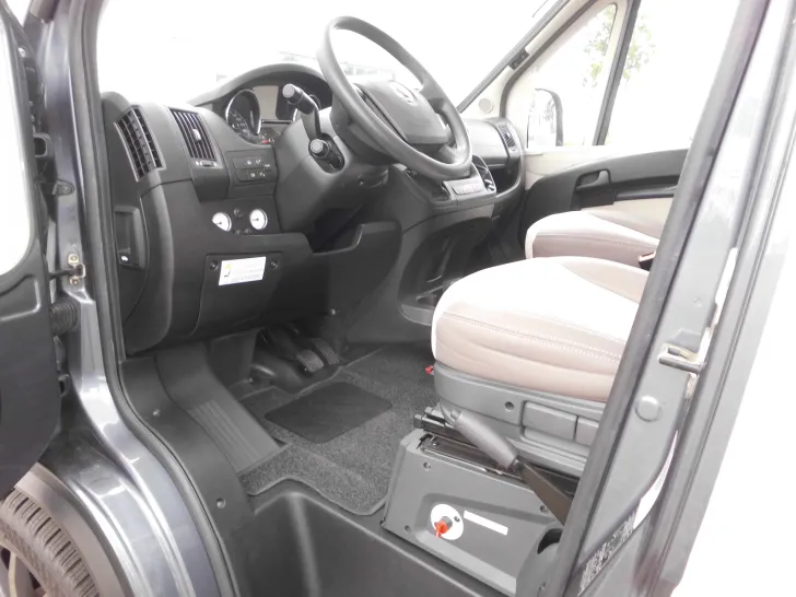 Fahrzeugbild Adria Coral Supreme S 670 SLT Top Zustand Top Ausstattung #9