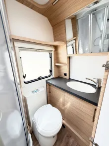 Fahrzeugbild Fendt Bianco Activ 560 SKM/2.000 kg/City Wasser/TV-Hal #10