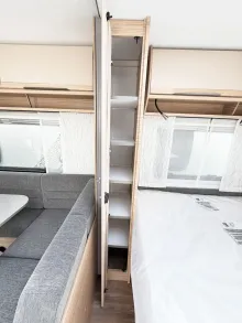 Fahrzeugbild Fendt Bianco Activ 560 SKM/2.000 kg/City Wasser/TV-Hal #16