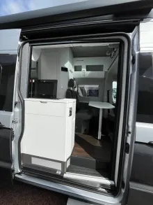 Fahrzeugbild VW Grand California  600 #11