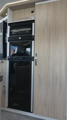 Fahrzeugbild Frankia Platin I 7400 PLUS Pure Final Edition Der letzte mit Heckantrieb. #7