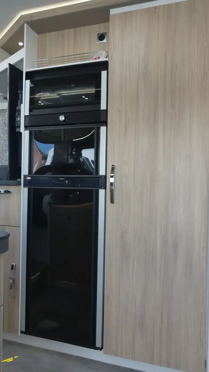 Fahrzeugbild Frankia Platin I 7400 PLUS Pure Final Edition Der letzte mit Heckantrieb. #7