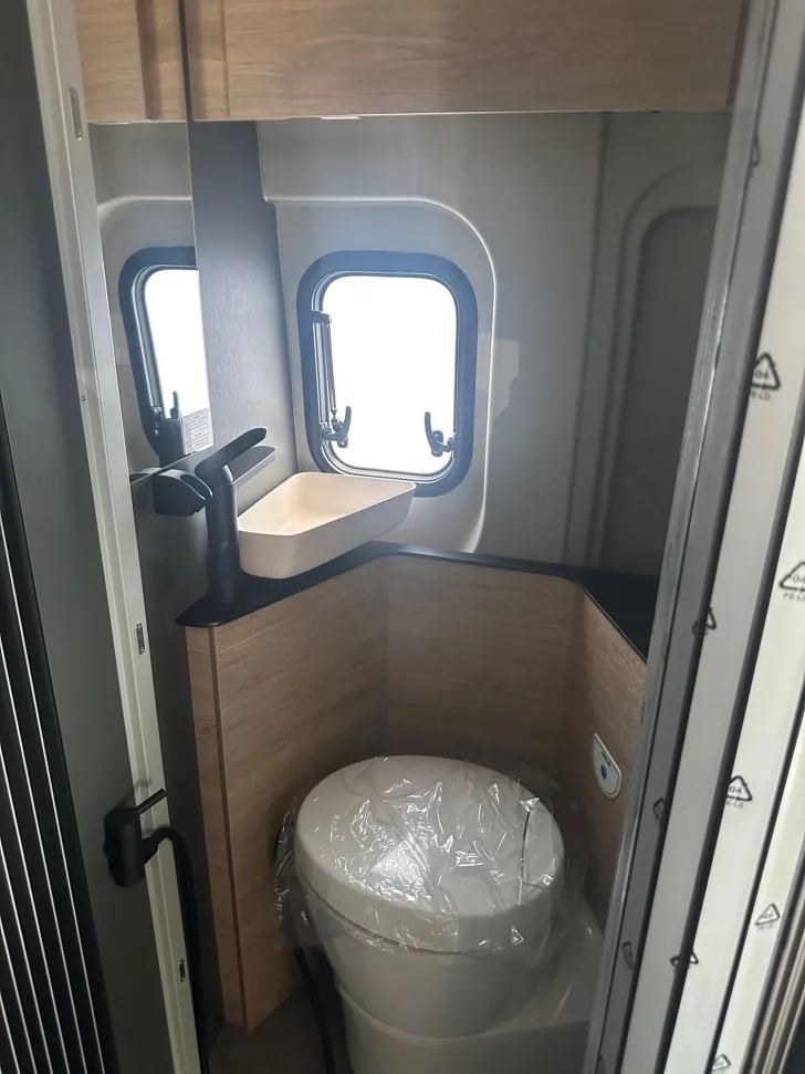 Fahrzeugbild Dethleffs Globetrail 540 DR Fiat Automatik #20