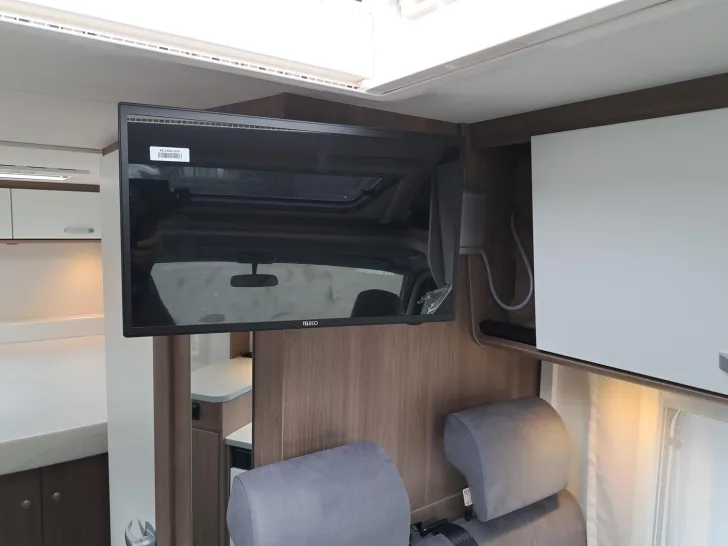 Fahrzeugbild Carado V 339 Pro+, Solar, LTE, TV-Paket #17