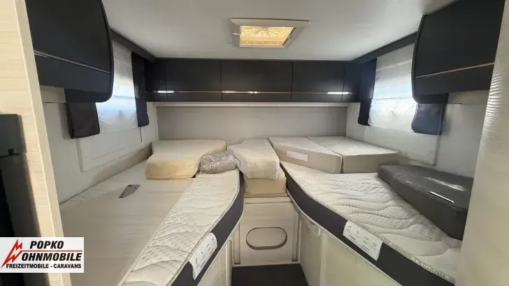 Fahrzeugbild Chausson Teilintegrierte 627GA Titanium Premium WENIG KM! - TOP GEPFLEGT #9