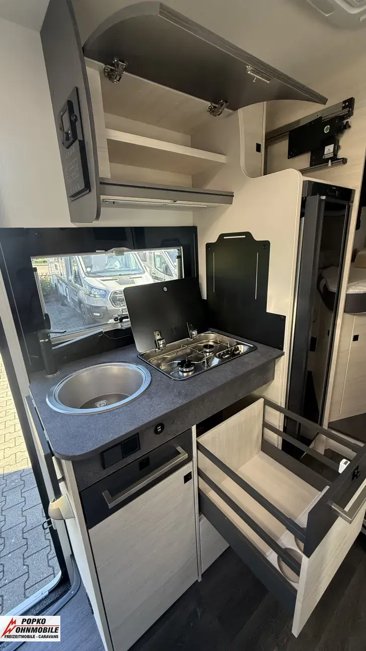 Fahrzeugbild Chausson Teilintegrierte 627GA Titanium Premium WENIG KM! - TOP GEPFLEGT #11