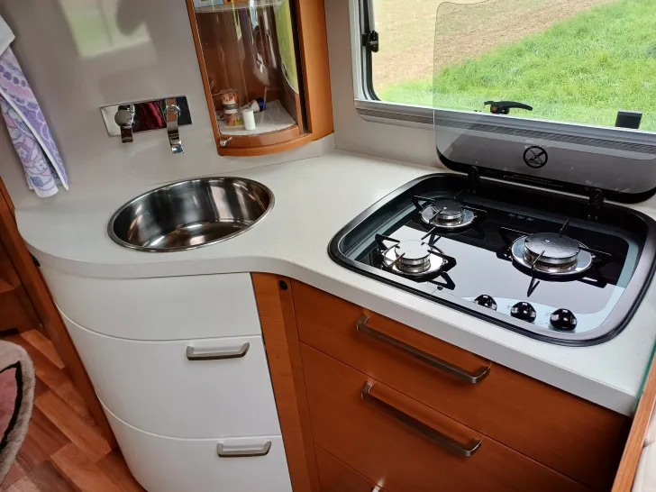 Fahrzeugbild Niesmann + Bischoff Flair 710i CW gut gepflegt #7