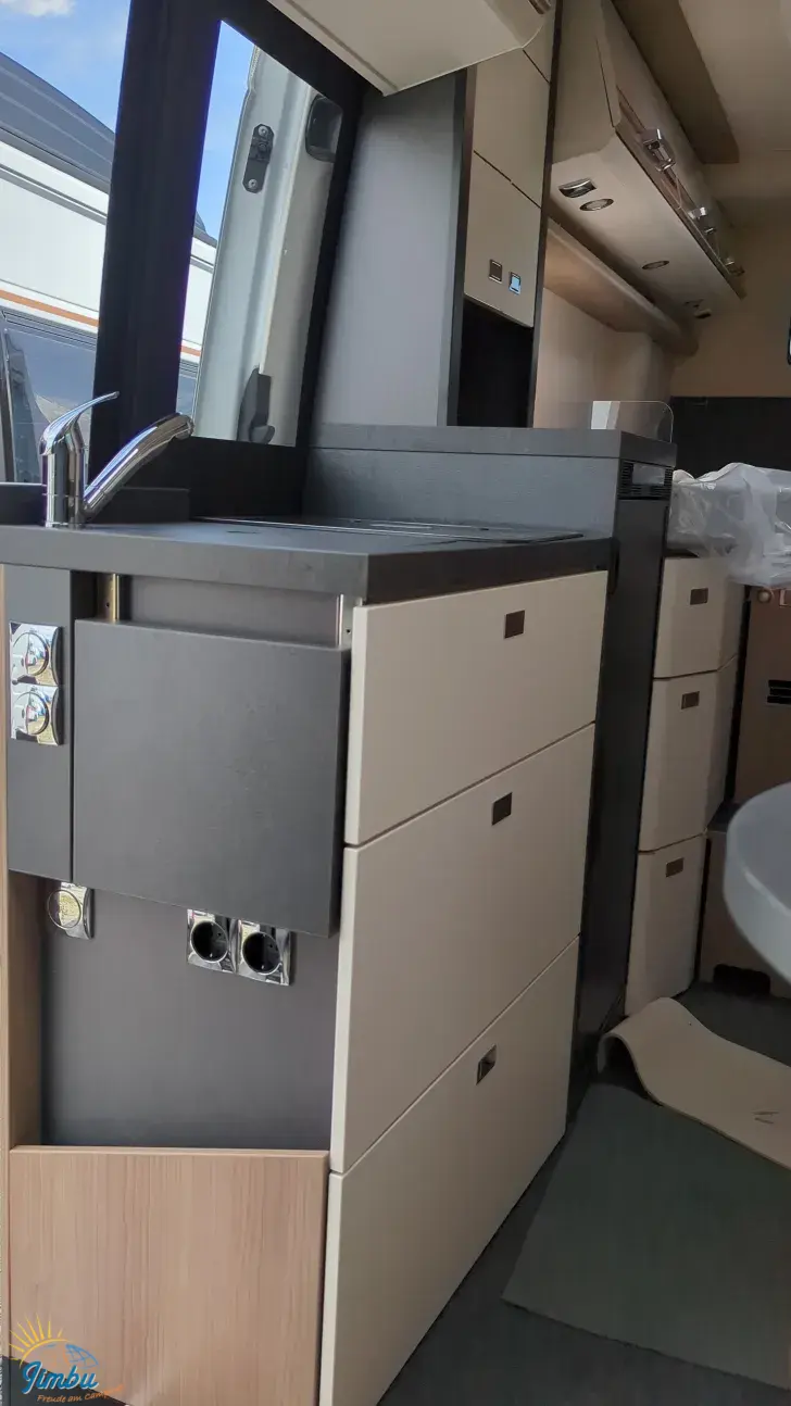 Fahrzeugbild Malibu genius 641 LE 150PS | Schalter, 169 #11