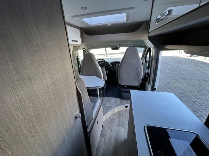 Fahrzeugbild Pössl D-Line 2WIN S Plus Citroen 165 PS #13