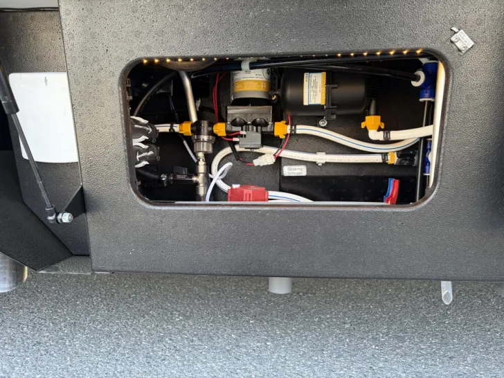 Fahrzeugbild Niesmann + Bischoff iSmove 6.9 E #30