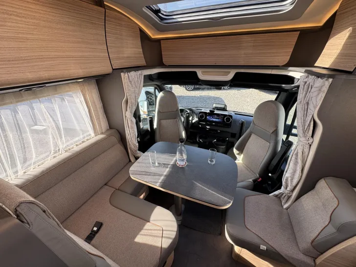Fahrzeugbild Malibu T 480 RB QB K comfort Mercedes #13